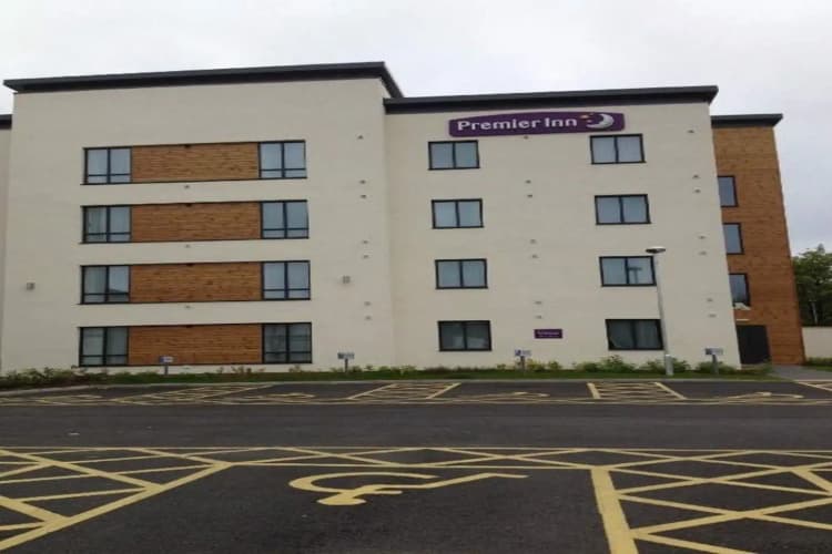 Premier Inn Stourbridge Town Centre 2