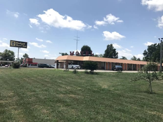 Budget Host Inn 5