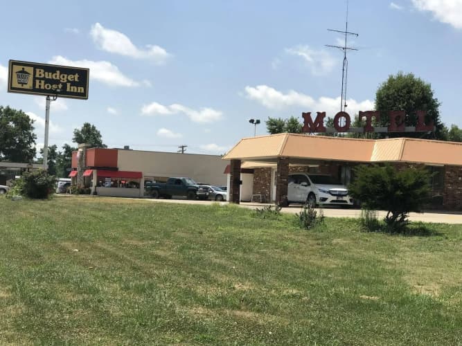 Budget Host Inn 3