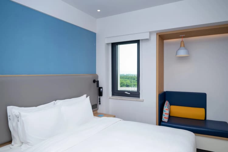 Holiday Inn Express Shanghai Pudong Airport, An Ihg Hotel 3