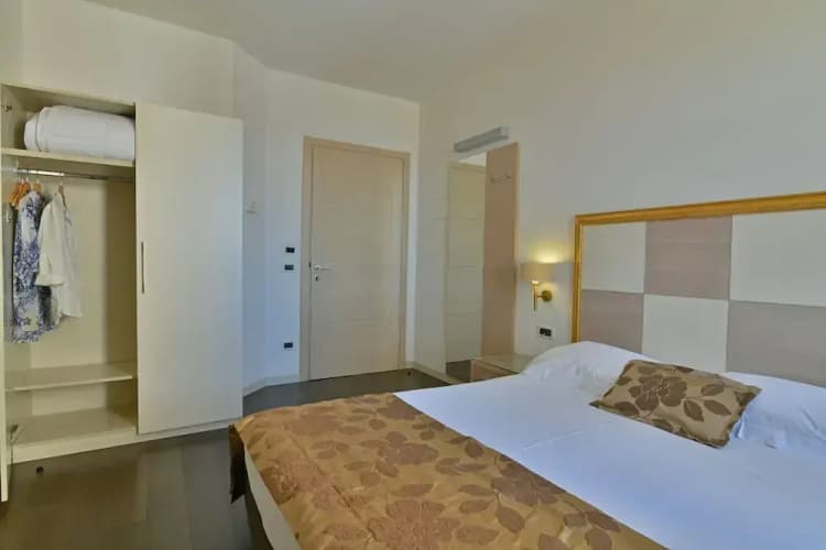 Hotel Le Chevalier 4