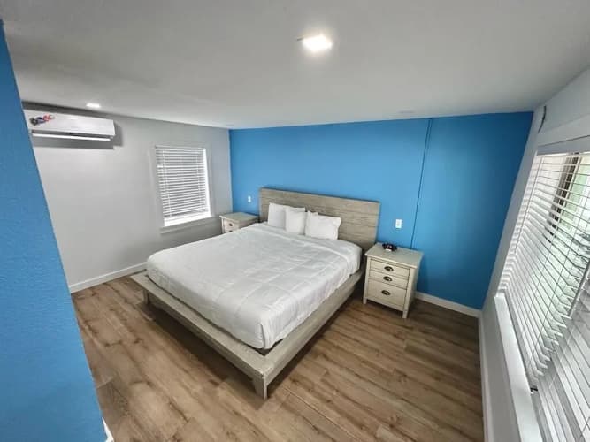 Surf Motel 5