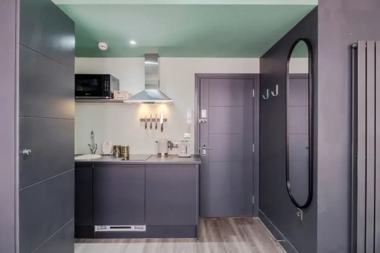 Your Apartment I Brixton main