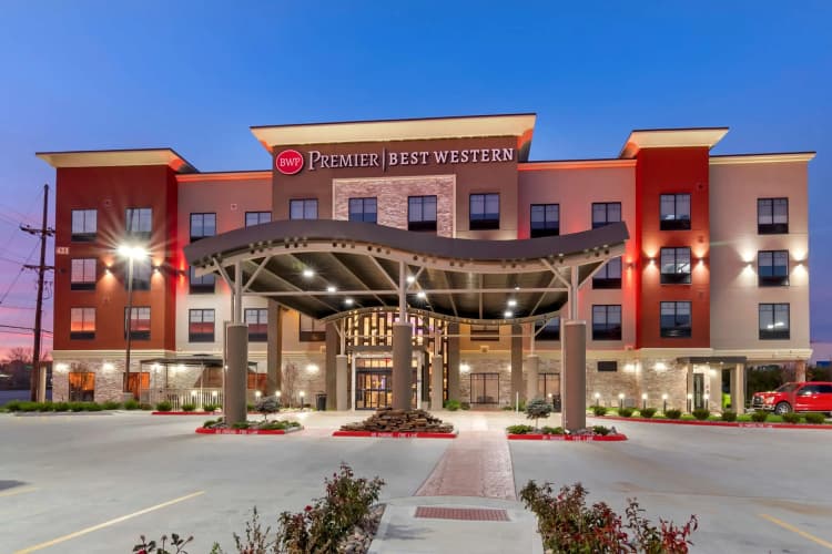 Best Western Premier Liberty Inn & Suites 2