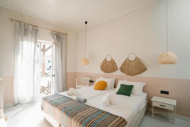 Filanthi Rooms 2