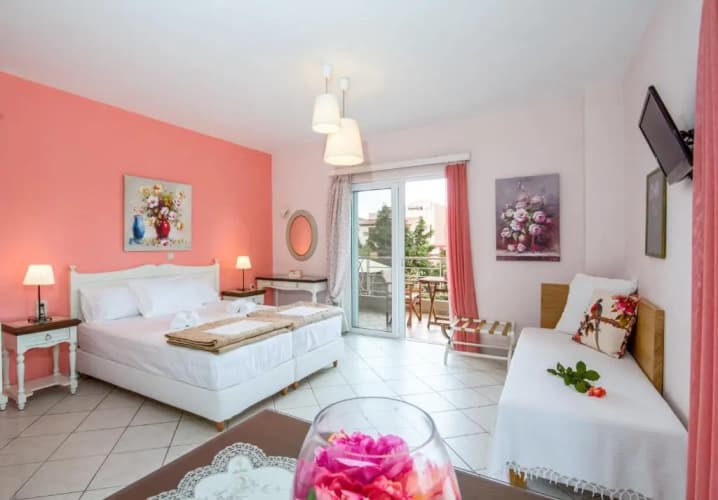 Stamatakis Boutique Studios 3