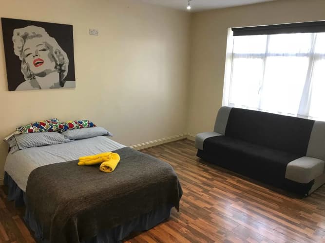 Mapesbury Hostel London 2