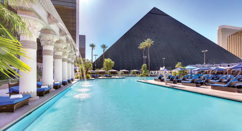 Luxor Hotel & Casino 2