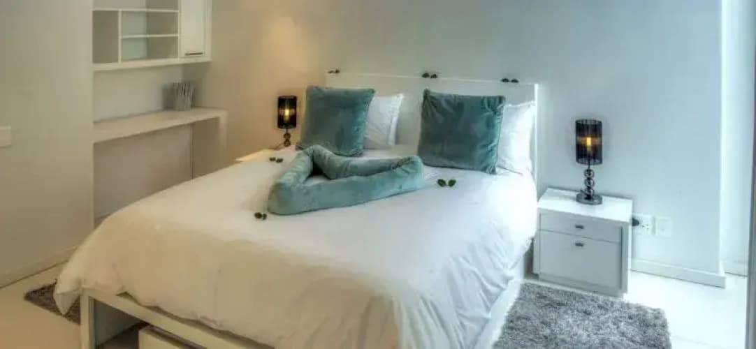 15 Views House main