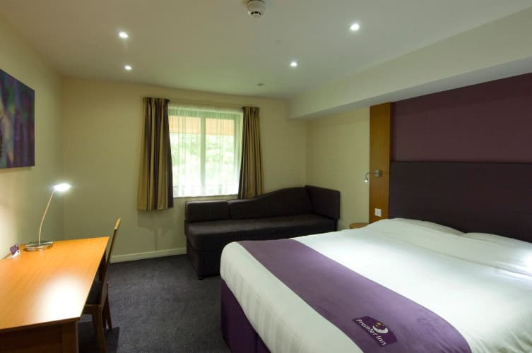 Premier Inn Tamworth South 5
