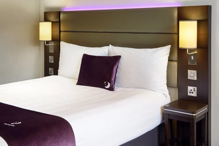 Premier Inn Aberdare 5