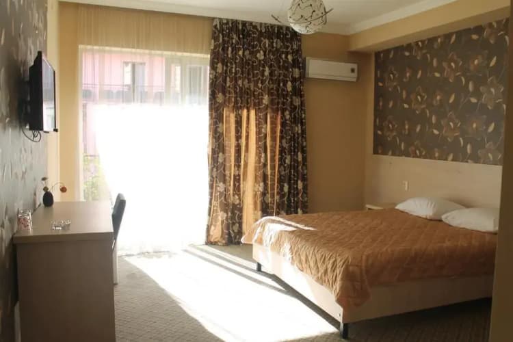 Hotel Elio main