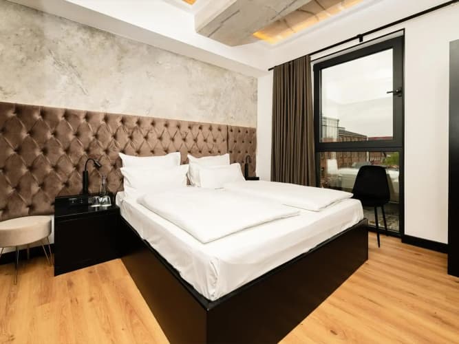 Hotel Am Beatles Platz 4