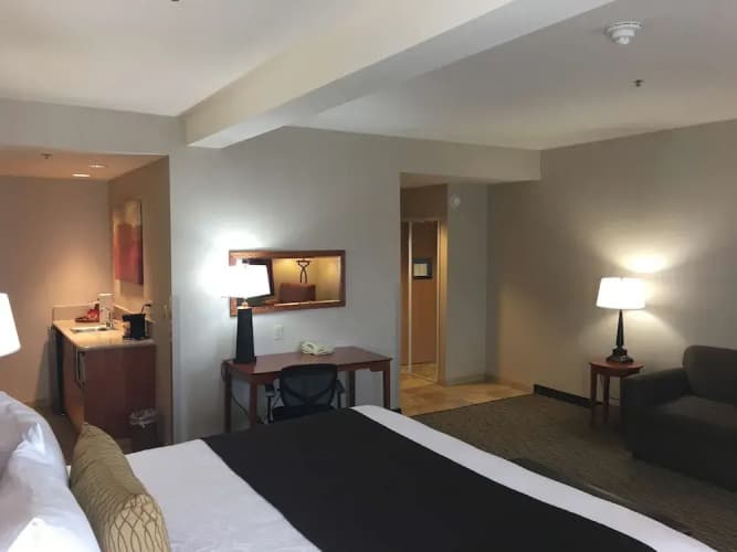 Hampton Inn 4