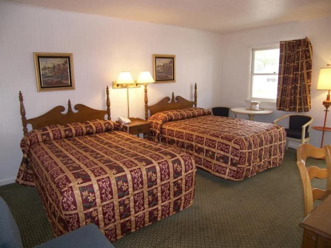 Lancaster Motel 5