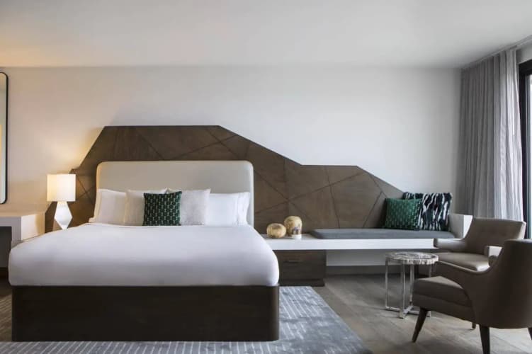 Renaissance Denver Stapleton Hotel 5