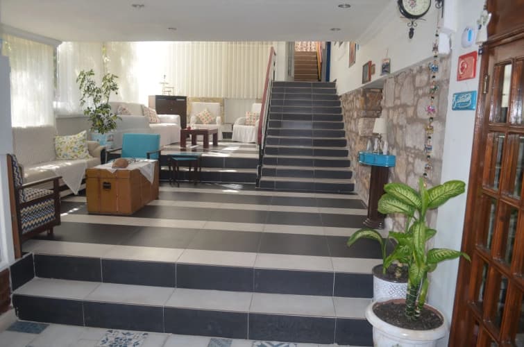 Tunc Hotel 2