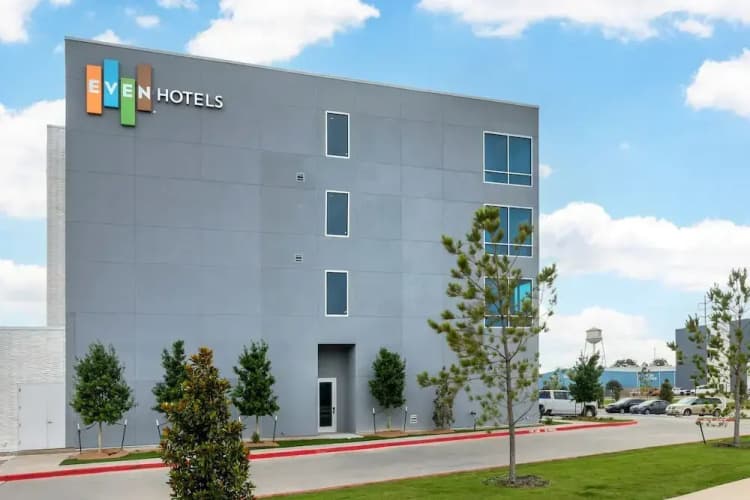 EVEN Hotel Waco University Area 2