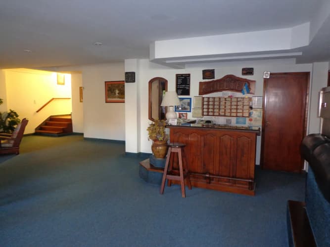 Hotel Shelter main