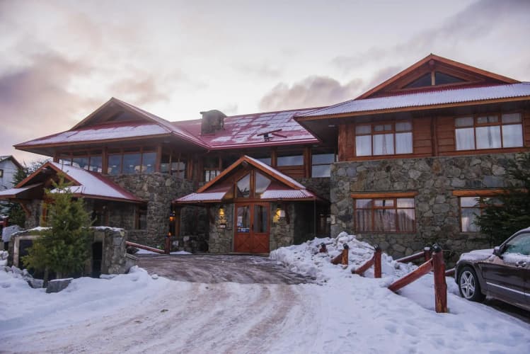 Hosteria del Recodo main