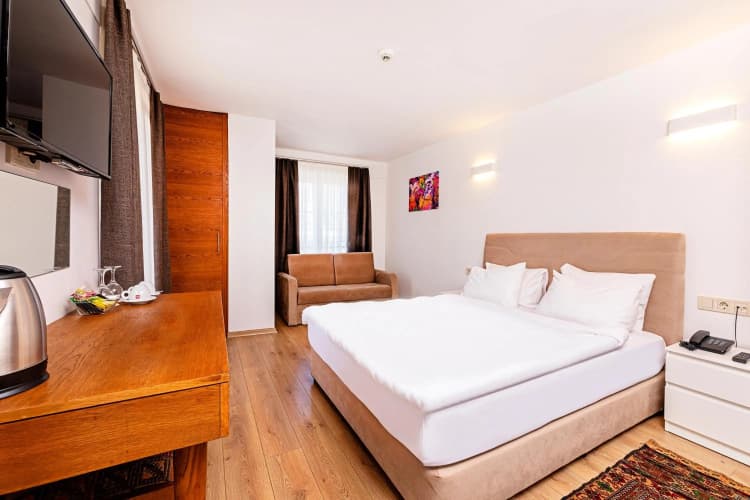 Neda Hotel Istanbul 5