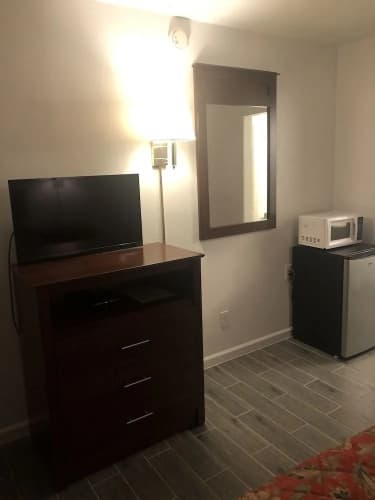 Royal Inn 5