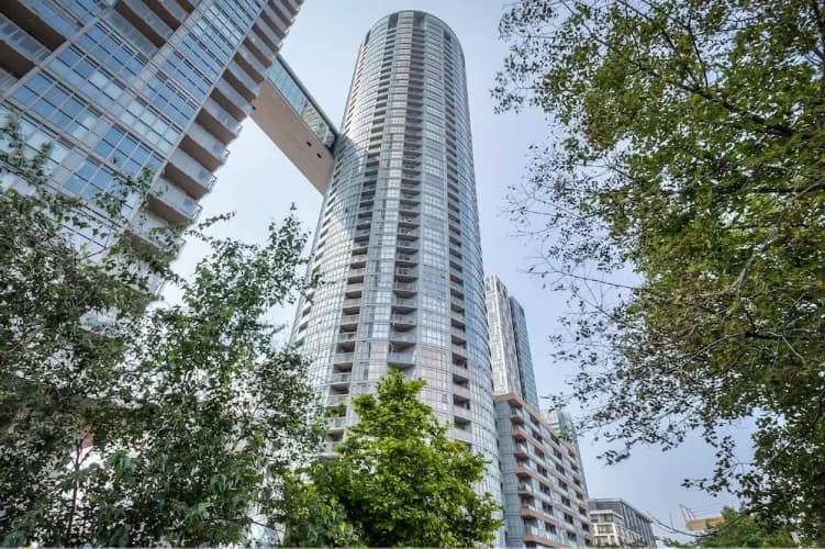 Rs Boutique Suites City Place main