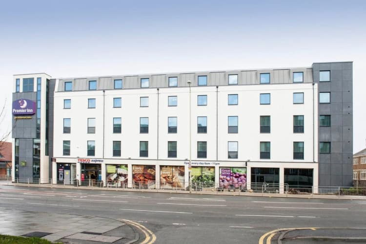 Premier Inn Canterbury City Centre 2