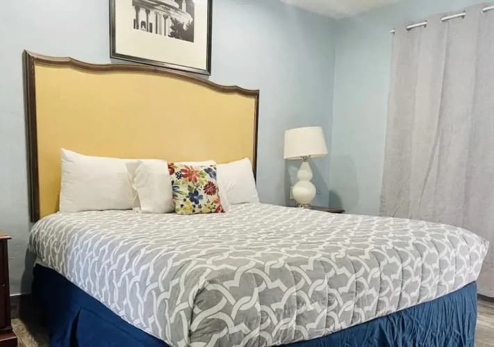 Siesta Inn 4