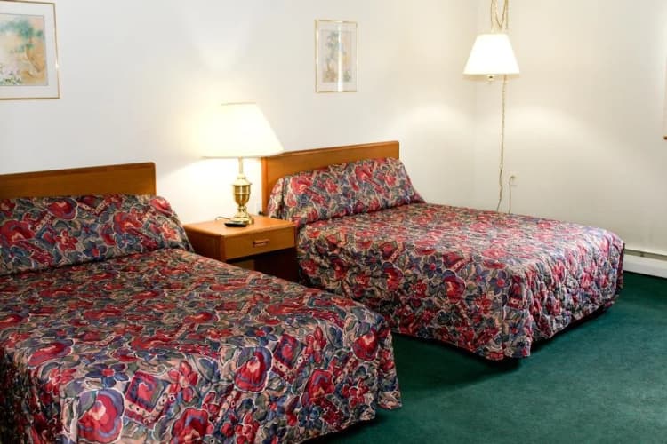 Budget Inn main