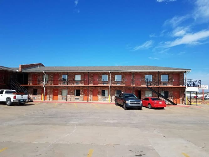 Heritage Inn main