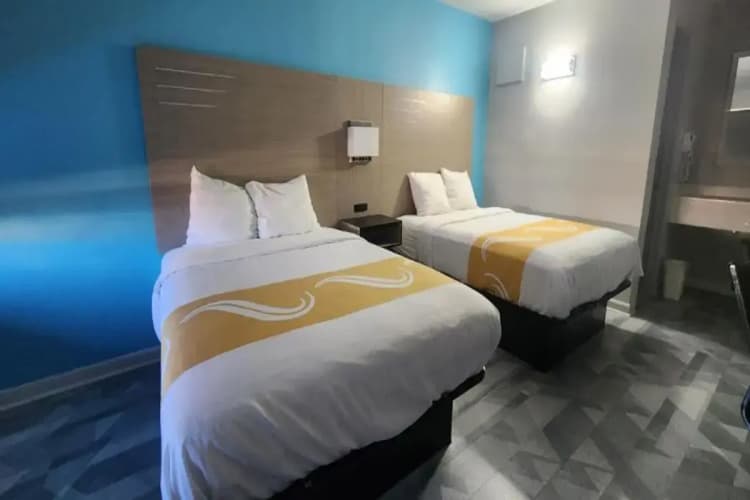 Pleasanton Executive Inn 4