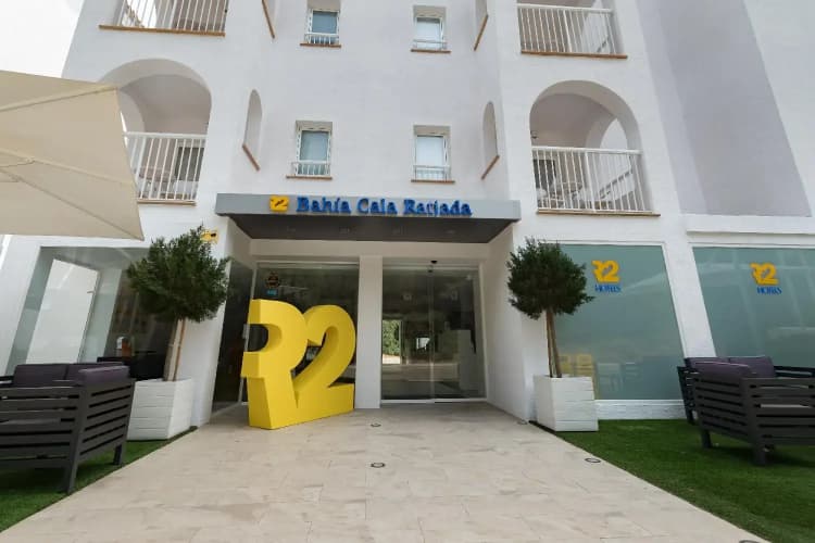 R2 Bahia Cala Ratjada - Adults Only 2