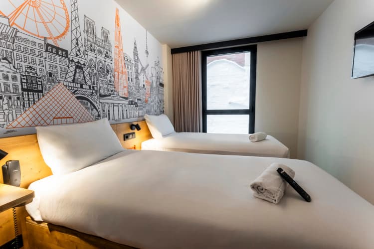 easyHotel Barcelona La Sagrera 5