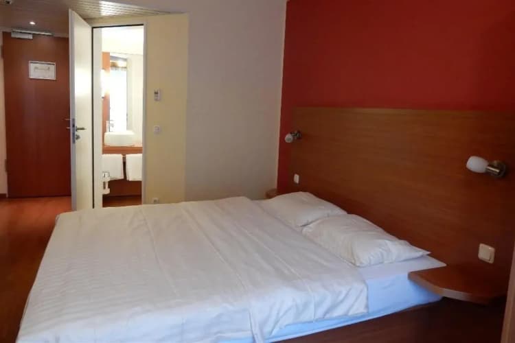 Premier Inn Frankfurt City Europaviertel 5