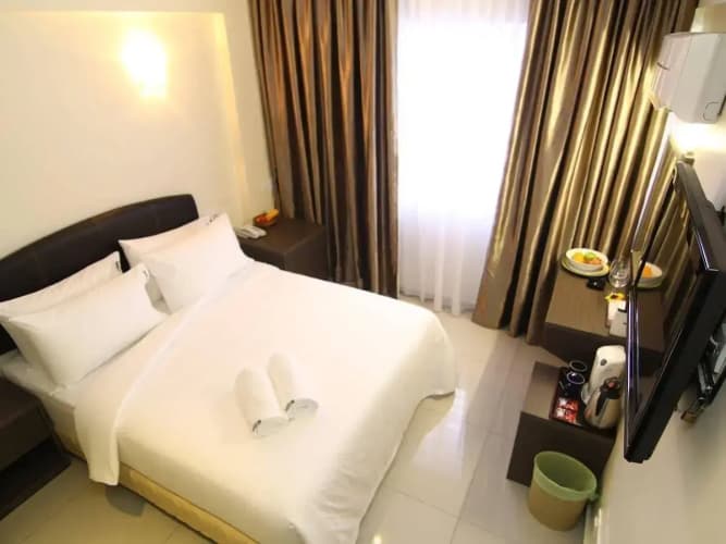 Sungold Inn 3