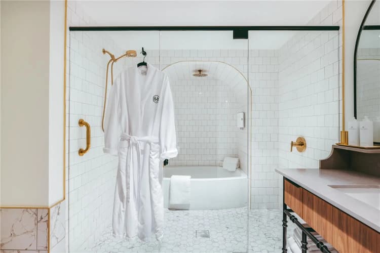 The Hotel Monroe Tapestry Collection by Hilton 5