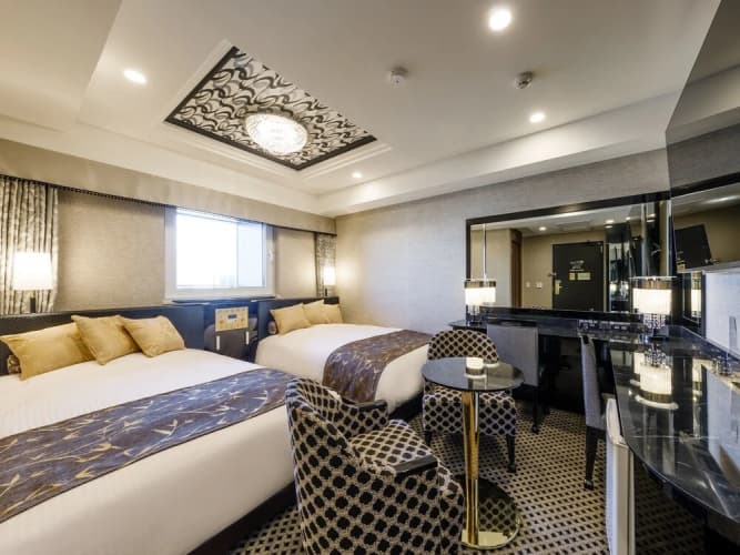 Apahotel Hakat Gion Ekimae 5