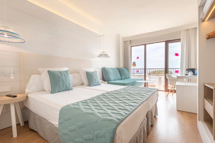 Leonardo Royal Hotel Ibiza Santa Eulalia 4