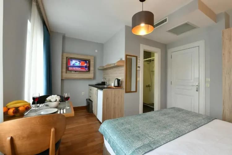 Andi Hotel 2