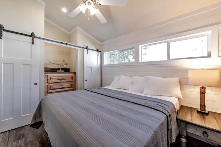 Southern Breeze Lodge 2