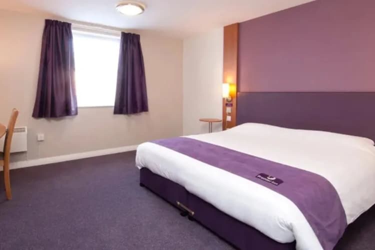 Premier Inn Horsham 5
