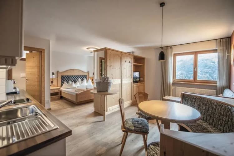 Sonus Alpis - Adults Only main