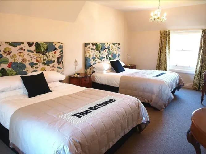 The Grange Boutique B & B And Motel 5