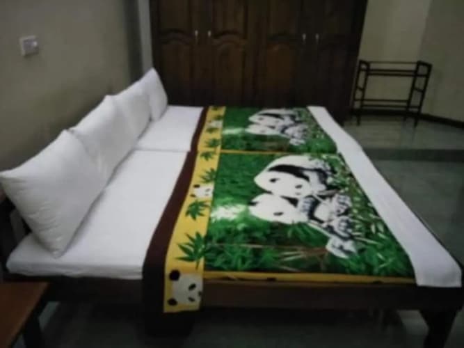 Hotel Mandakini 2