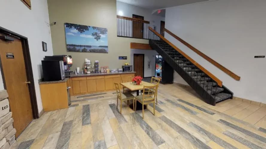 Waconia Inn And Suites main