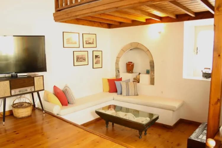 Mariakis Luxury Studios main