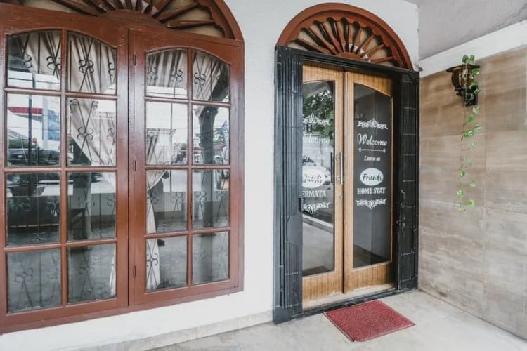 Reddoorz Near Millennium Ict Center Medan main