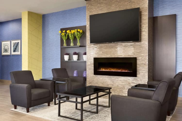 Travelodge By Wyndham Toronto East (Closed) 3