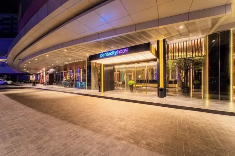 The All - Suite Pentacity Hotel Balikpapan 2